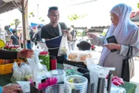Cendol seller rebuilds life
