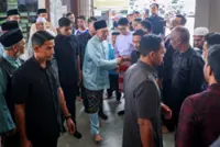 PM: Reach out to vulnerable communities this Ramadan