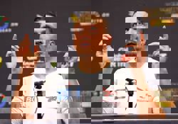 Boxing-Usyk to put WBC title on line against kickboxer Verhoeven at pyramids of Egypt