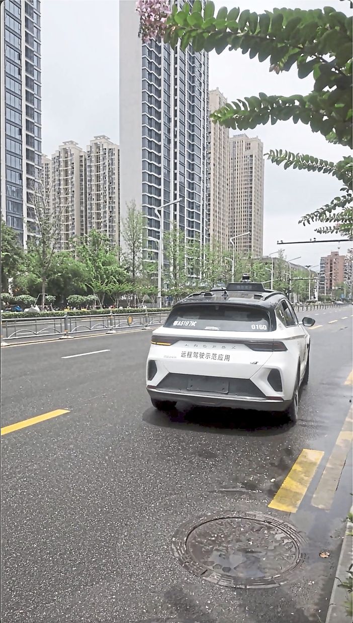 A driverless taxi in Wuhan.