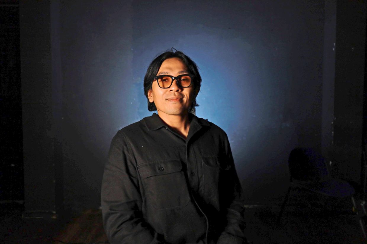 Arsyad notes that the public narrative surrounding AI has evolved, prompting deeper questions about humanity itself. Photo: KLPac