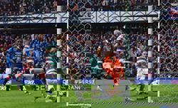 Soccer-Celtic leave it late to draw 2-2 at Rangers in thrilling Old Firm derby