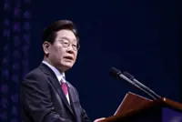 South Korea's Lee to hold summit with Singapore's Wong on AI, tech cooperation