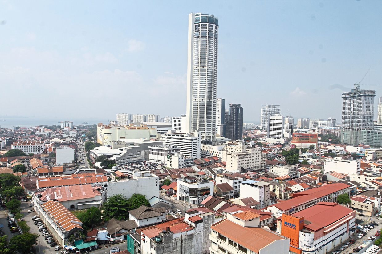 Out of 370,000 land titles in Penang, 230,000 are First Grade. — Filepic
