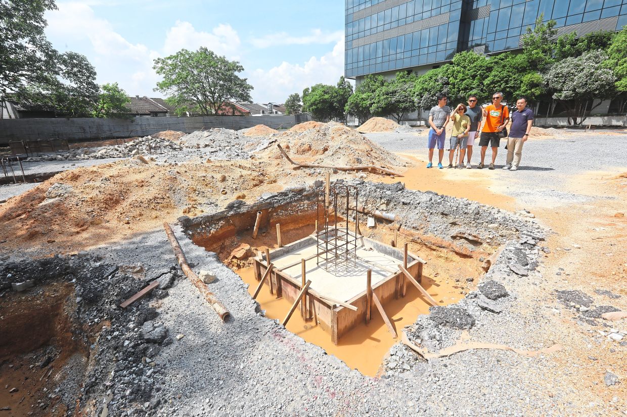Noise, parking worries over TTDI pickleball project