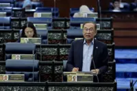 Plot to topple govt involves 'prominent Zionist group', Anwar tells Parliament