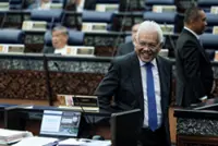 Hamzah: Don’t blame opposition for failed PM term limit bill