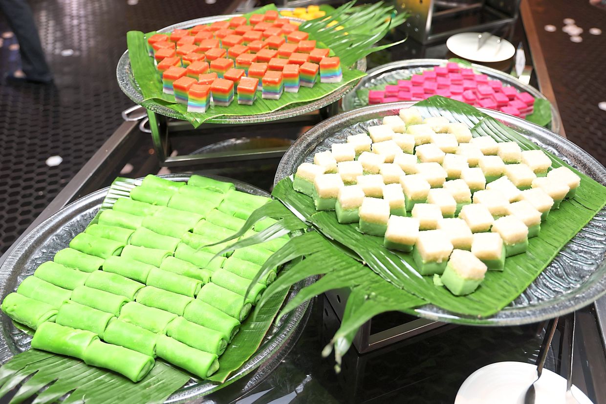A selection of ‘kuih’ for dessert.
