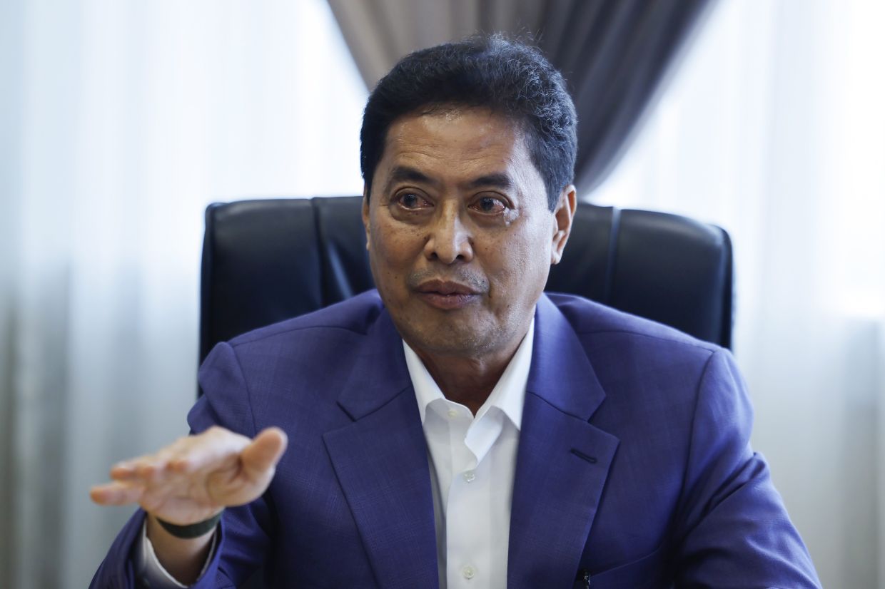 MACC: Former Minister, 11 others, called up over RM1.1bil govt agreement