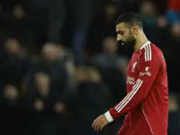 Soccer-Bottom side Wolves stun lacklustre Liverpool with 2-1 win