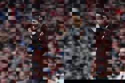 Soccer-Arteta shrugs off criticism over Arsenal's set-piece tactics