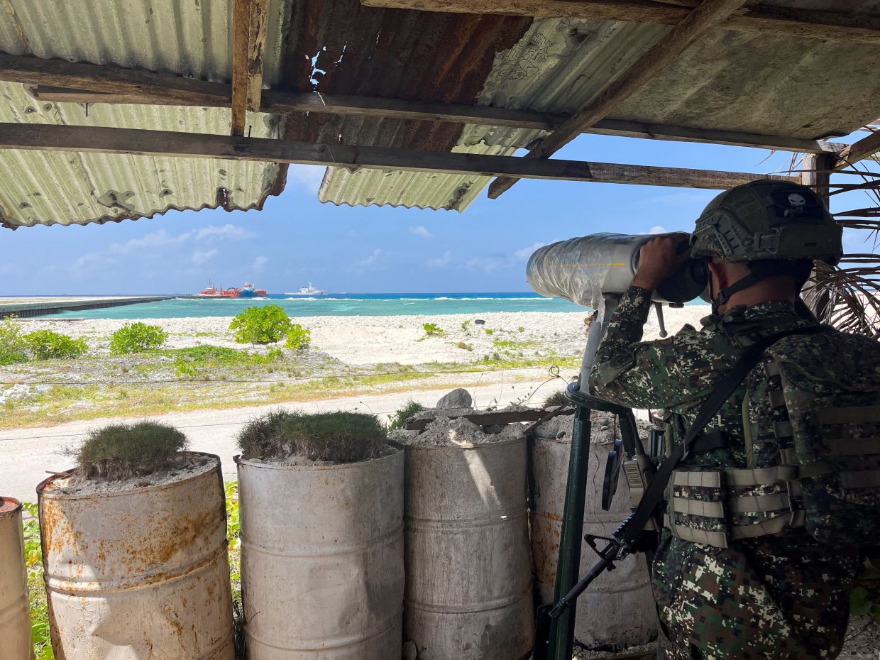 Philippines apprehends Filipino nationals suspected of spying for China