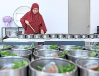 Tiffin meals bring joy to many, far and near