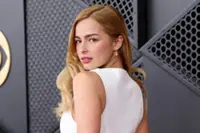 To the side, please: The stylish comeback of the classic side part hairstyle