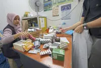 Quack medicine still sells