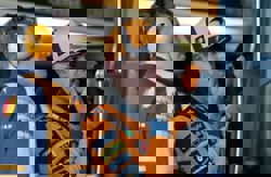 Motor racing-Defending champion Norris slams 'worst' F1 cars