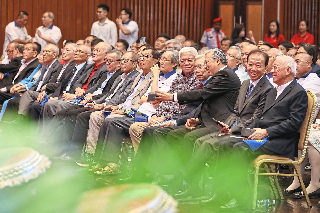 Foundational figures: Veteran MCA leaders (from right) Tan Sri Tan Koon Swan, Tan Sri Ong Ka Ting, Tan Sri Liow Tiong Lai, Tan Sri Lim Ah Lek, Tan Sri Wong Foon Meng, Datuk Yap Pian Hon, Tan Sri Fong Chan Onn, Tan Sri Chor Chee Heung, Datuk Seri Hou Kok Chung, Datuk Seri Yew Teong Look, Datuk Seri Kee Yong Wee, Tan Sri Kuan Peng Soon and Datuk Hon Choon Kim attending MCA’s 77th anniversary celebration at Wisma MCA in Kuala Lumpur. — YAP CHEE HONG/The Star