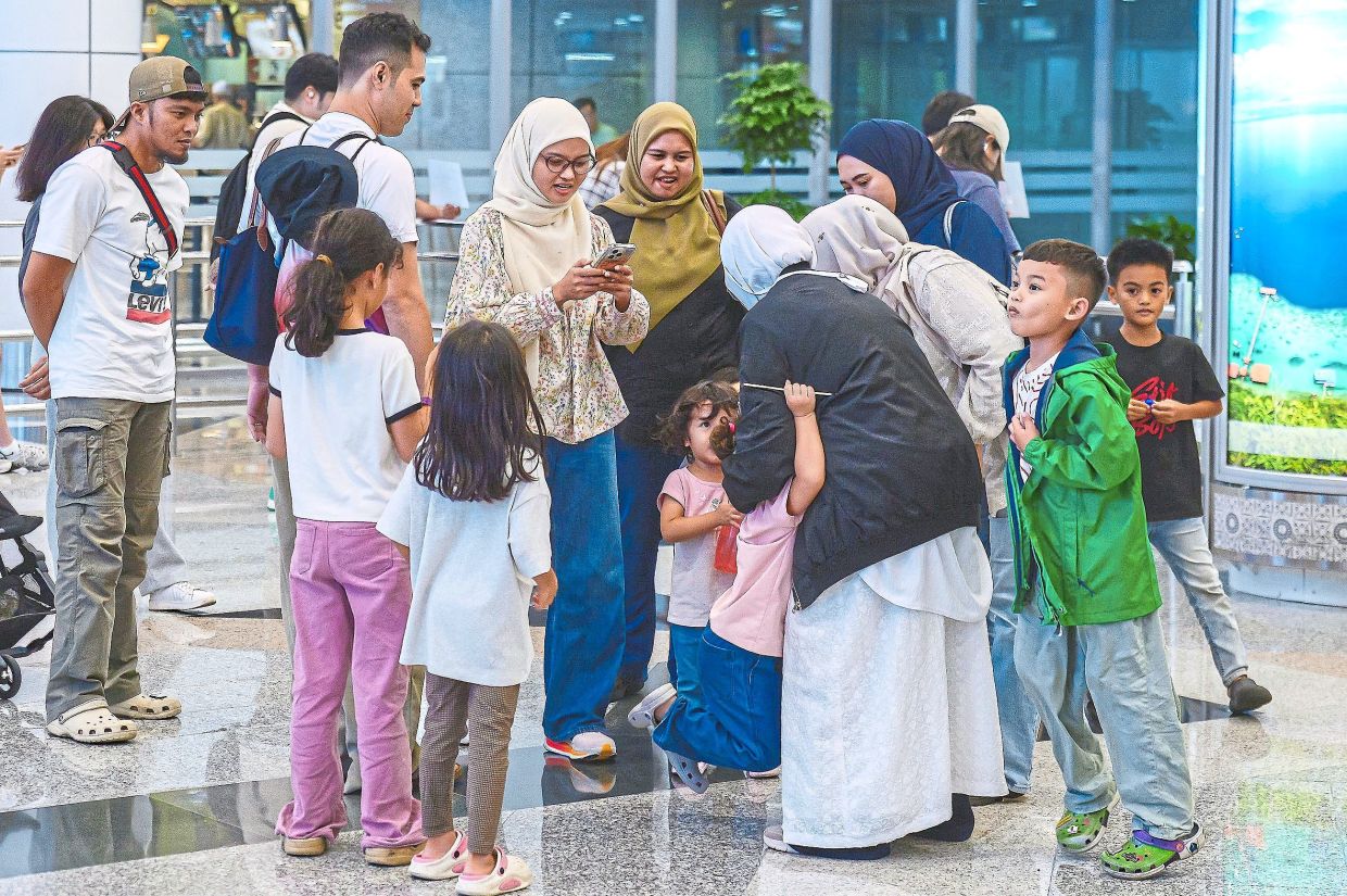 Travel agencies operating as one to bring back stranded pilgrims