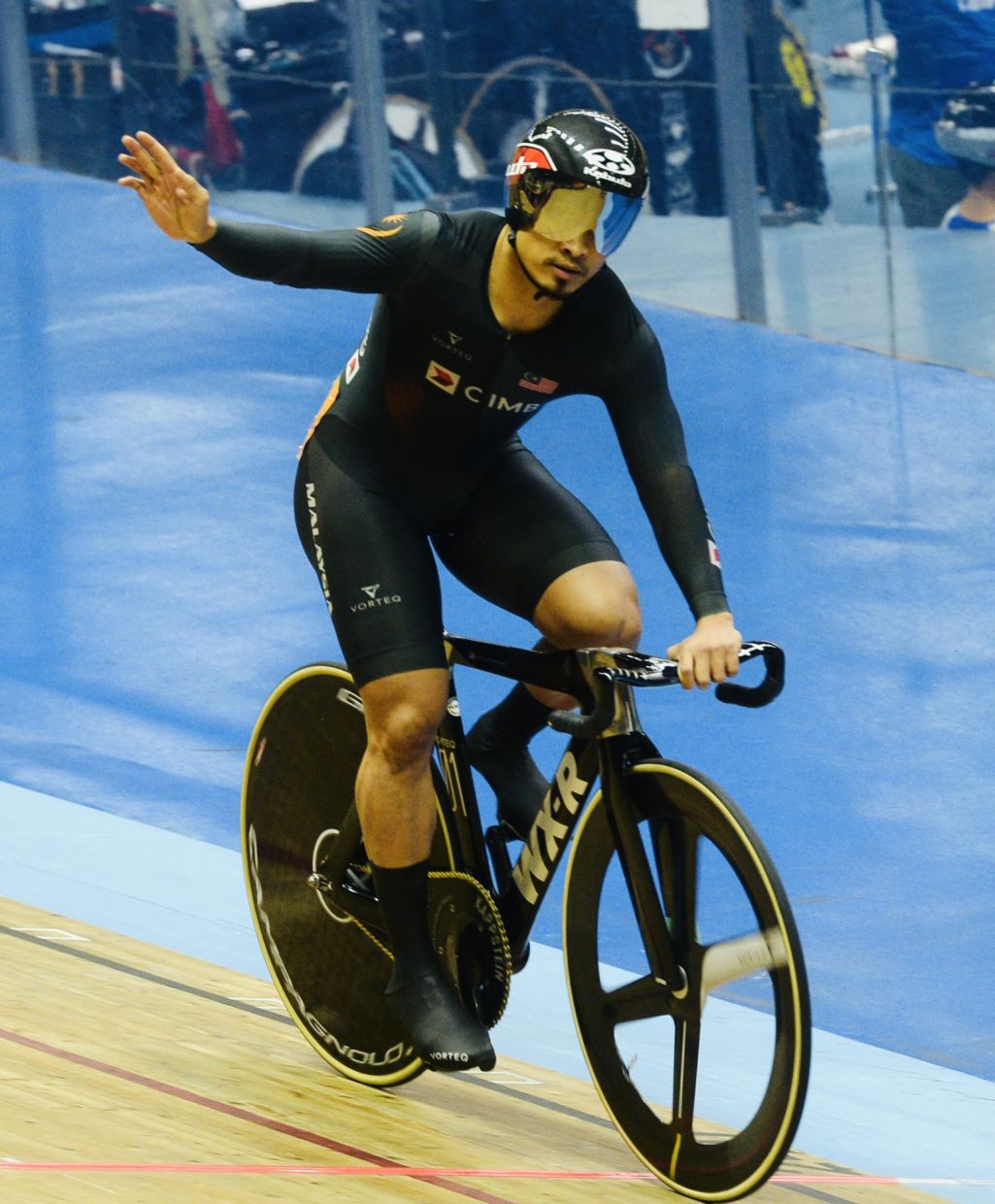 Azizul strikes again with surprise sprint bronze in Perth