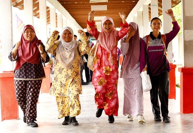 Young women today will have better life than their parents, according to survey