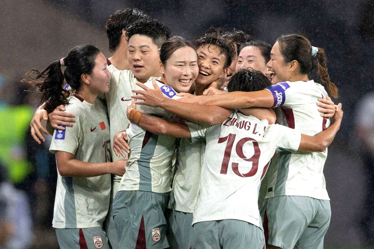 China beats North Korea 2-1 in heated match and take top spot in Group B at Women's Asian Cup - The Star Malaysia