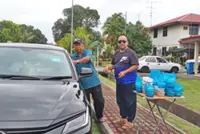 Meal distribution brings community together in Seria