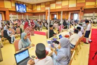 Personal Gifts from Brunei Sultan bring smiles to families