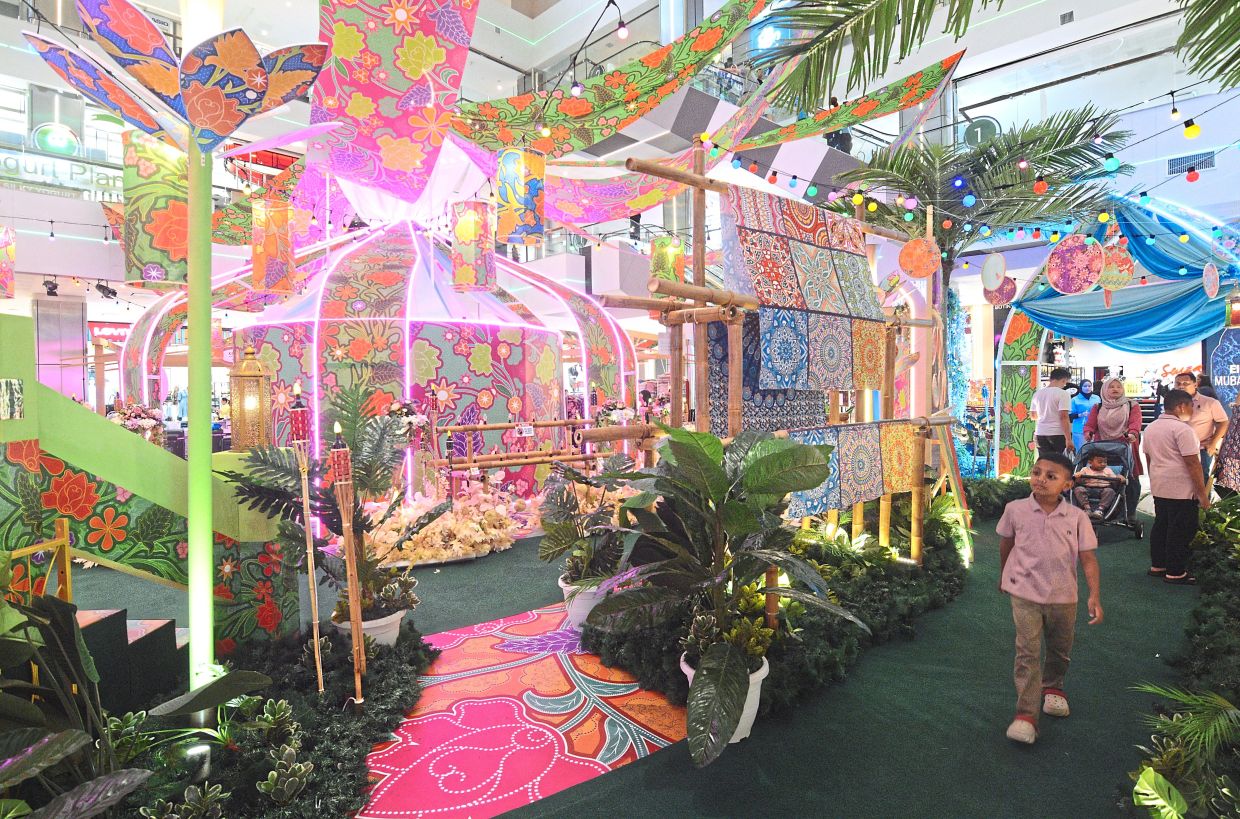 The artistry of Malay textiles is on full display at Sunway Carnival Mall’s festive setup.