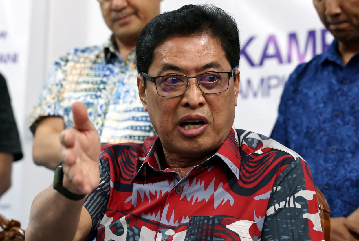 JPA to review Azam Baki’s shareholding issue | The Star