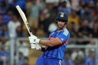 Cricket-Quick-witted wife saves India's World Cup hero's train ruse