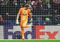 Soccer-Tottenham's Tudor under fire for treatment of keeper Kinsky