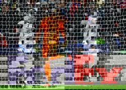 Soccer-Early substitution of keeper Kinsky necessary, says Spurs boss Tudor