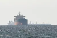 Maersk redistributes fuel to ensure supplies for its vessels