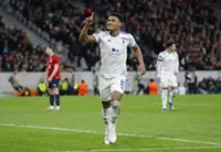 Soccer-Watkins goal earns Villa win at Lille, Bologna and Roma draw