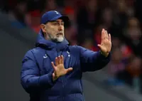 Soccer-'You can cry or you can fight': Tudor urges struggling Spurs to rise to the challenge