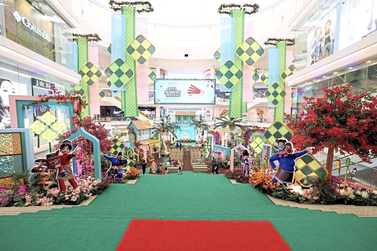 Characters from ‘BoBoiBoy’ and ‘Mechamato’ at Pavilion Bukit Jalil.