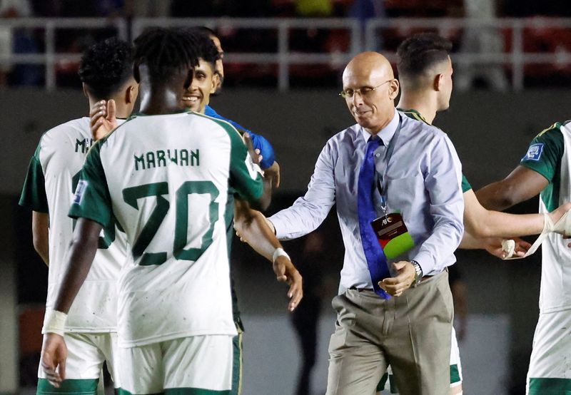 Soccer-Constantine to coach Rwanda for second spell