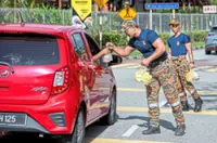 Firemen to monitor 12 accident sites on highways