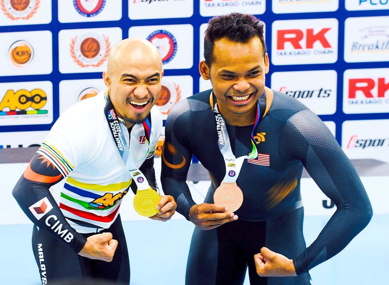 Brake for Azizul and Shah Firdaus at Asian meet, as they gear up for World ...