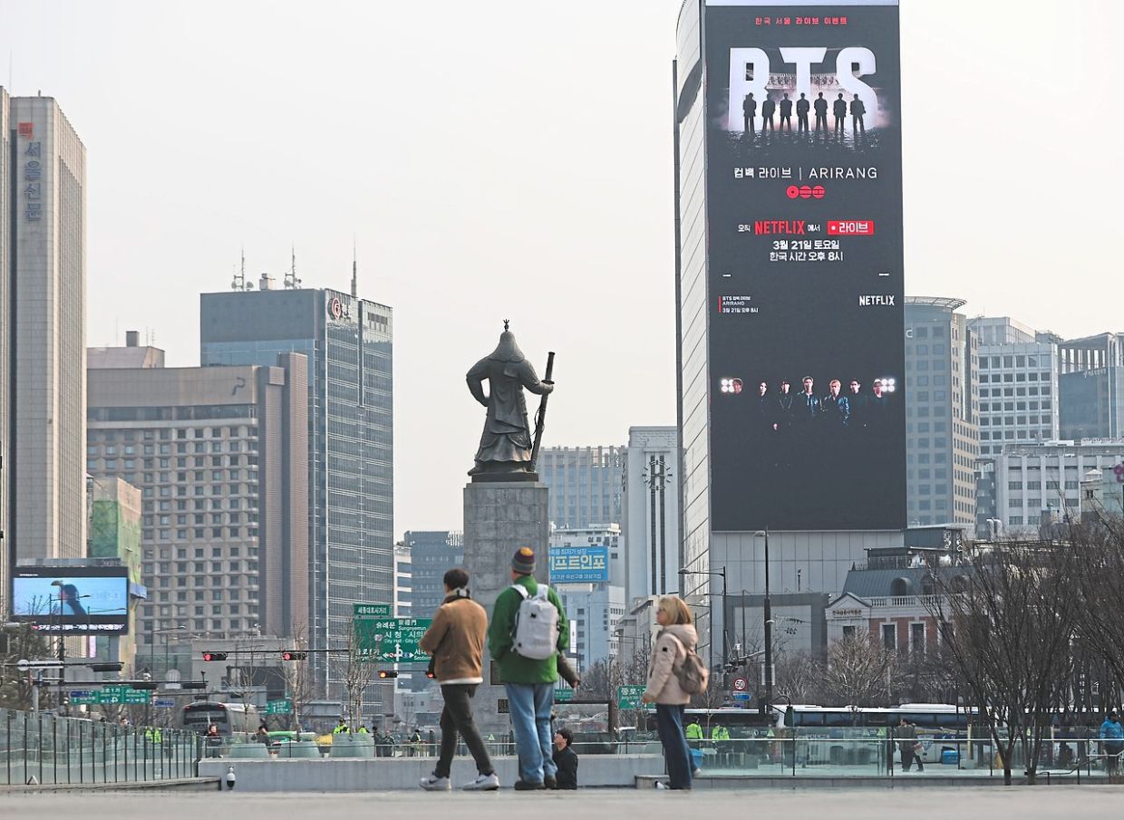 After a massive outdoor performance in Gwanghwamun Square in downtown Seoul on March 21, BTS will launch a global tour, staging 79 concerts in 34 cities across five continents, including Tokyo, Los Angeles, Madrid, Paris and London. — The Korea Herald/ANN