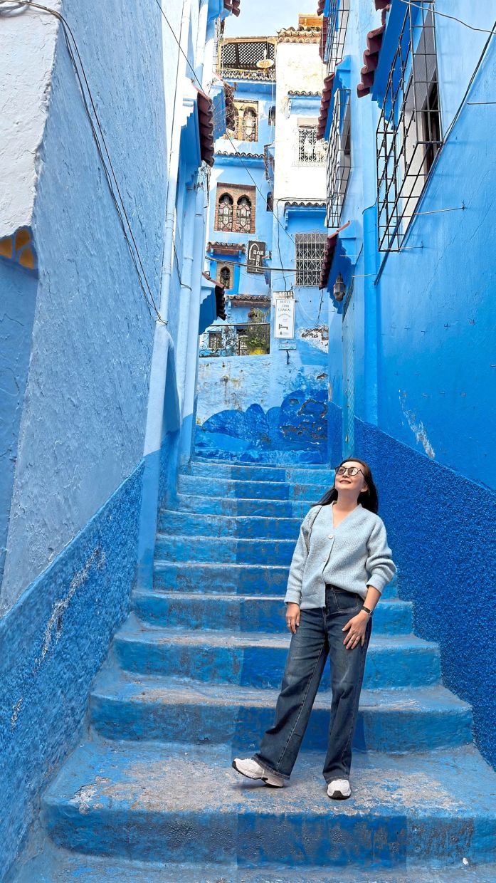 Thanks to social media, this once-hidden blue alley tucked away in the mountains, is now a favourite photo stop for tourists visiting Chefchaouen.