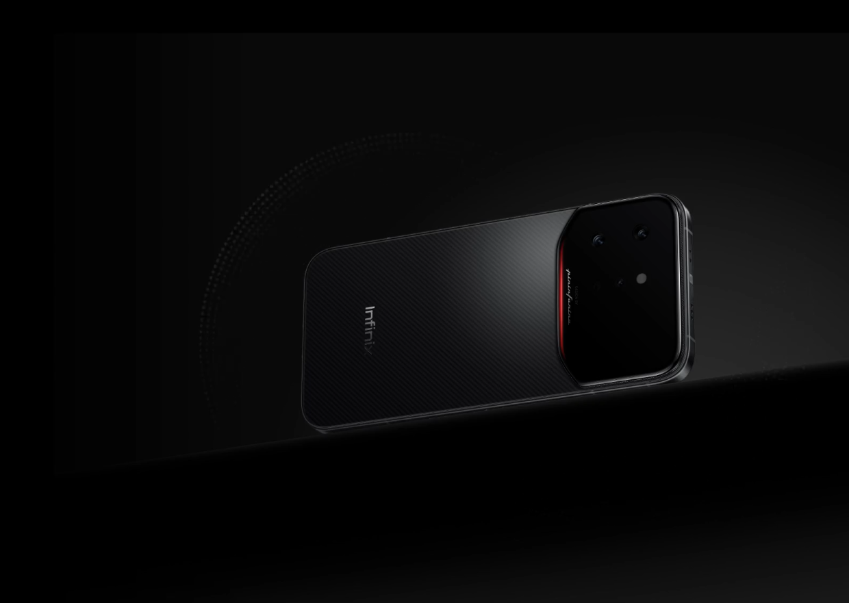 The device features a triple camera setup, with a 200-megapixel main shooter, a 50-megapixel periscope camera, and an 8-megapixel ultra-wide, with a 32-megapixel selfie camera on the front.