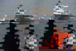 Indian foreign minister hails talks with Iran to open Strait of Hormuz, FT reports