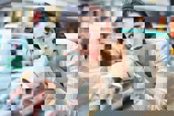 HK actor Moses Chan’s wife Aimee Chan debuts new hairstyle, wows in figure-hugging dress