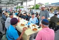 Penang mosque welcomes community to break fast