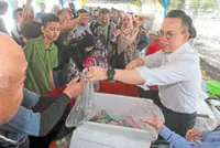 BM Madani Raya sale pulls in huge crowd