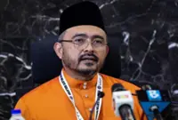 Business leaders urge end to racially provocative politics