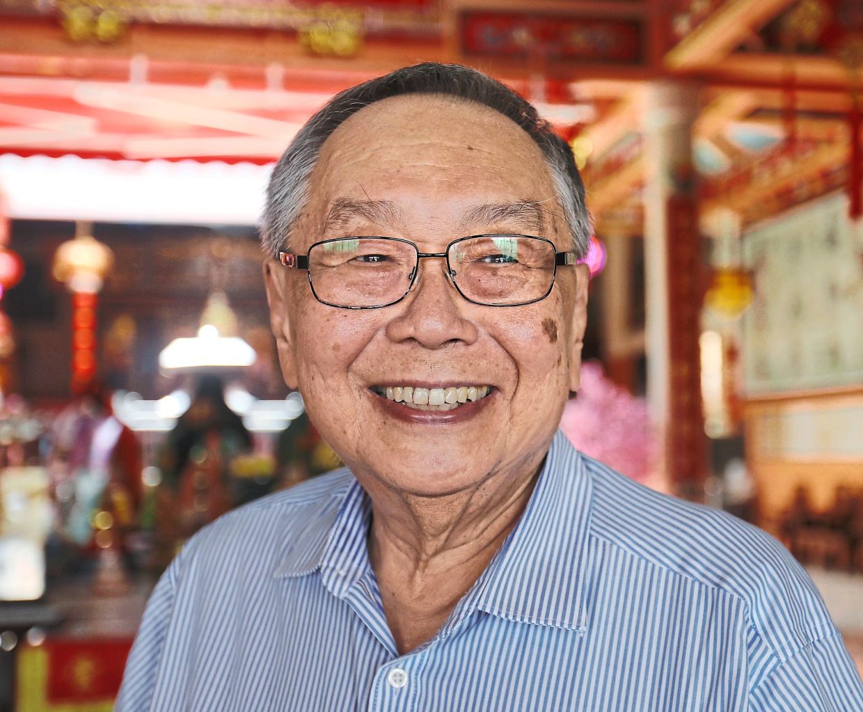 Tee: The temple attracts local and international devotees, particularly from Hong Kong and Taiwan. 