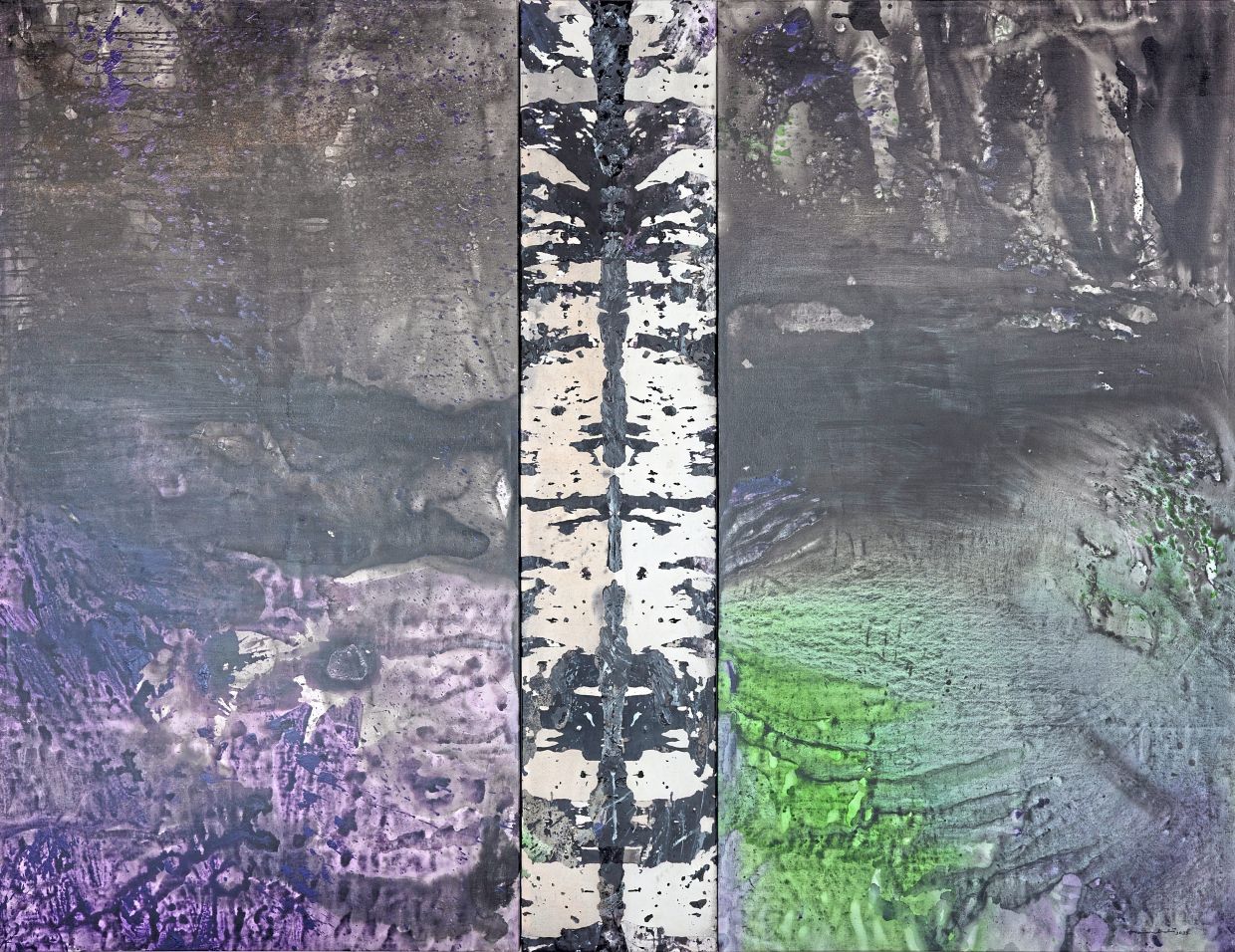 Hamidi's 'Menjejak Hening Yang Menahan', featuring two asymmetrical patterns separated by a central 'spine', as he calls it. Photo: The Star/Azlina Abdullah