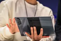 Samsung to stop selling US$2,899 (RM11,332) TriFold phone after three months